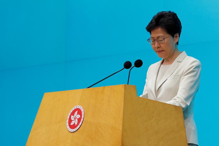 Hongkongs leder, Carrie Lam. Befolkningen er voldssomt utilfreds med hendes håndtering af et omstridt lovforslag om udlevering af mistænkte til Kina.  Foto: Tyrone Siu/Ritzau Scanpix