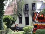 Det seneste af de tre drab, som politiet undersøger, fandt sted i søndags på denne landejendom på Slagelse Landevej. Foto: Presse-fotos.dk/Ritzau Scanpix