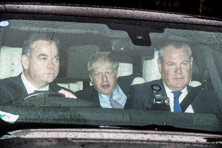 Boris Johnson fotograferet, da han forlod parlamentet tidligere i dag.  Foto: Daniel Leal-olivas/Ritzau Scanpix