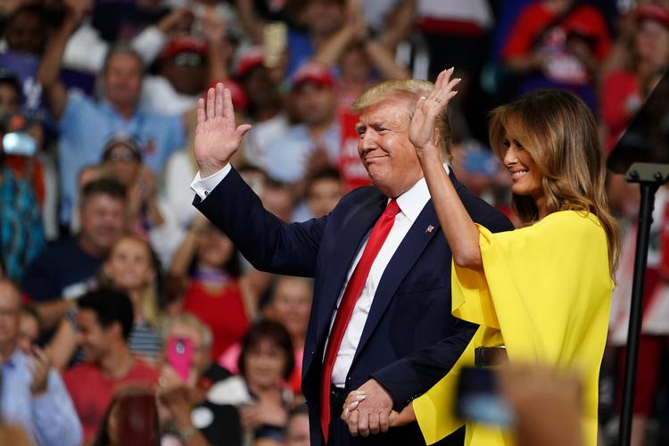 Den amerikanske præsident, Donald Trump, sammen med førstedame skød kampagnen for at fortsætte som præsident i 2020 i gang i Amway Center i Orlando, Florida. Foto: Carlo Allegri/Ritzau Scanpix