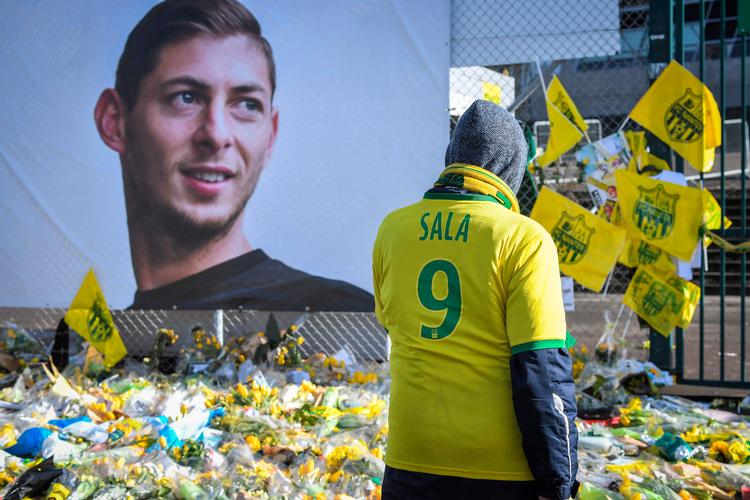 Flyet Emiliano Sala var ombord på styrtede ned 21. januar. Først 3. februar bleg Salas lig bjerget.  Foto: Loic Venance/Ritzau Scanpix
