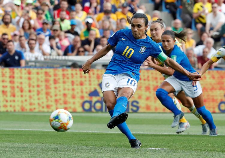 
Marta scorede for femte VM i træk, da hun fra 11-meterpletten bragte Brasilien i front mod Australien i gruppespillet.
   Foto: Jean-paul Pelissier/Ritzau Scanpix