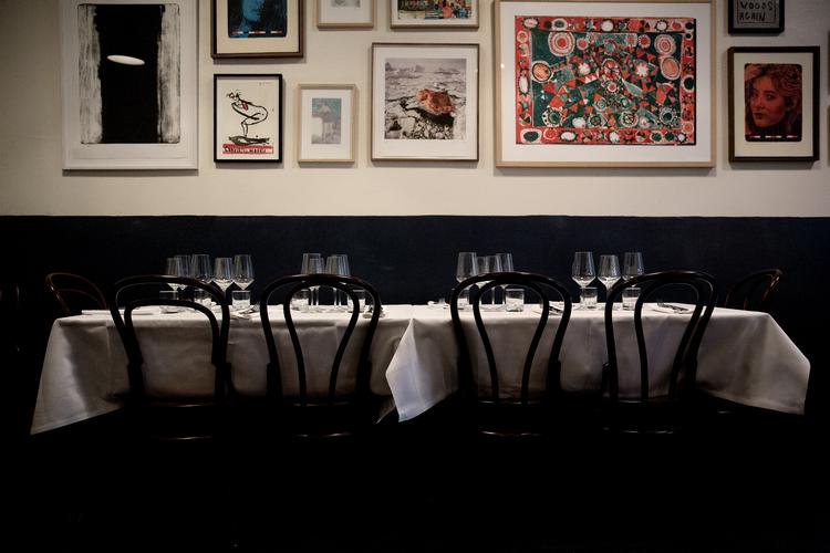 »Danskernes tilgang er meget pragmatisk, altså økologisk hvor muligt og fornuftigt. Samme tanke tager de med ud på restauranter. De forventer næsten, at brødet og smørret er økologisk, men de forventer ikke, at kødet og vinen er det«, siger trendforsker Louise Byg Kongsholm. Foto: Peter Hove Olesen/POLFOTO