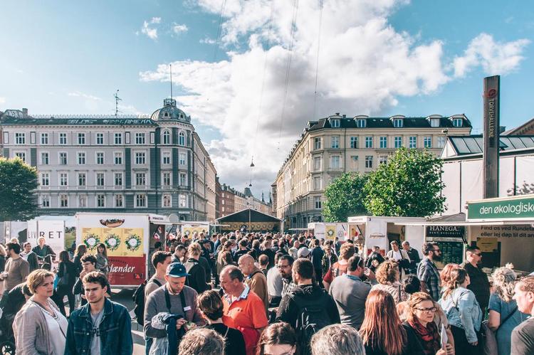 Her ses Festivalpladsen mellem Israels Plads og Torvehallerne under Copenhagen Cooking & Food Festival. Pr-foto: Copenhagen Cooking / Rasmus Flindt Pedersen (alle billeder i artiklen)