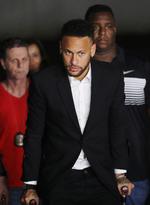 Copa América skulle have været turneringen, hvor Neymar kunne runde 100 landskampe, sikre Brasilien titlen og måske endda  slå Peles målrekord på 77 landsholdsmål. Virkeligheden er en ganske anden. 
   Foto: Luisa Gonzalez/Ritzau Scanpix