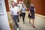 Pernille Skipper fra Enhedslisten, Pia Olsen Dyhr fra Socialistisk Folkeparti og Morten Østergaard fra de Radikale Venstre forlader regeringsforhandlinger på Mette Frederiksens kontor på Christiansborg sent mandag. Foto: Mads Claus Rasmussen/Ritzau Scanpix