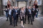 
    Mette Frederiksen præsenterer den nye S-regering på Amalienborg i København, torsdag den 27. juni 2019. Torsdag præsenterer Socialdemokratiet den nye regering efter flere uger med forhandlinger. (Foto: Mads Claus Rasmussen/Scanpix 2019) Foto: Mads Claus Rasmussen/Ritzau Scanpix