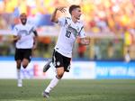 Luca Waldschmidt jubler efter sin forløsende scoring i semifinalens sidste minut torsdag aften i Bologna.  Foto: Alberto Lingria/Ritzau Scanpix
