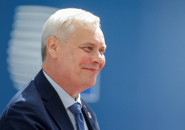 
   Arkivfoto:  På et pressemøde i Helsinki i forbindelse med lanceringen af det finske formandskab siger den finske statsminister, Antti Rinne, at han ser gode perspektiver i EU-samarbejde mellem de S-ledede regeringer i Danmark, Sverige og Finland. Julien Warnand/Pool via REUTERS
   Foto: Pool/Ritzau Scanpix