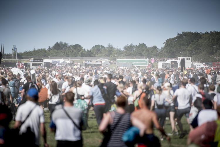 De første mange tusinde gæster har indtaget campingområdet ved Roskilde Festival. Foto: Mads Claus Rasmussen/Ritzau Scanpix