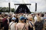 Festivalpladsen i Roskilde i går, hvor varmen var intens. 
   Foto: Emma Sejersen/POLFOTO