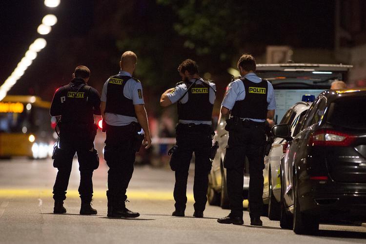 Politiet til stede på Holmbladsgade på Amager efter et nyt skyderi i 2017.  Foto: Thomas Borberg/POLFOTO
