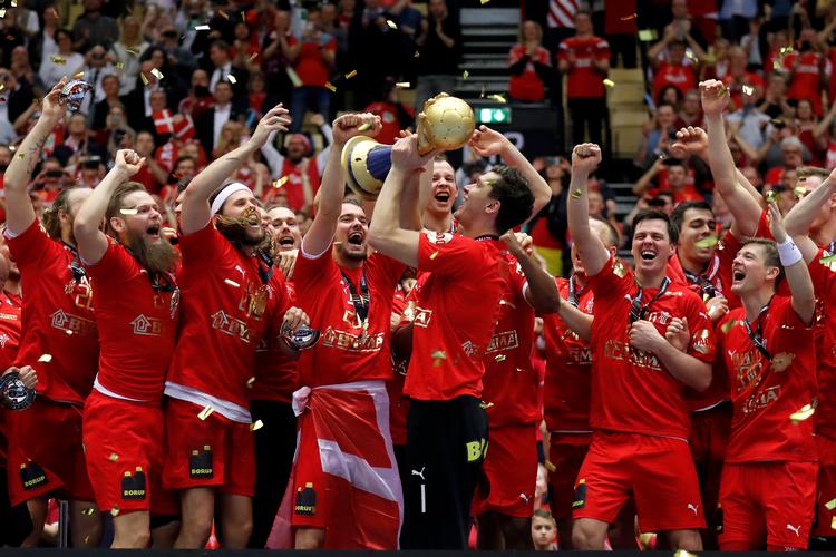 Håndbold-VM var en ubestridelig succes på banen, hvor de danske mænd vandt guld. Om det også var en succes uden for banen, er mere usikkert - men det føler Sport Event Denmarks direktør, Lars Lundov, sig overbevist om.  Foto: Jens Dresling/POLFOTO