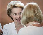 
    Sigmar Gabriel, den tidligere socialdemokratiske formand i Tyskland, ønsker, at partiet skal overveje et brud med den tyske koalitionsregering.
Det siger han efter nomineringen af den tyske forsvarsminister, Ursula von der Leyen, som ny formand for EU-Kommissionen. (Photo by Kay Nietfeld / dpa / AFP) / Germany OUT
   Foto: Kay Nietfeld/Ritzau Scanpix