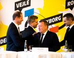 Der var store smil, tilfredshed og masser af håndtryk, da Tour de France-direktør Christian Prudhomme (til venstre), Københavns overborgmester, Frank Jensen (S), daværende statsminister Lars Løkke Rasmussen (V) og daværende erhvervsminister Rasmus Jarlov (K) præsenterede, at Danmark skal være vært for tre etaper i 2021.  Foto: Jonas Olufson