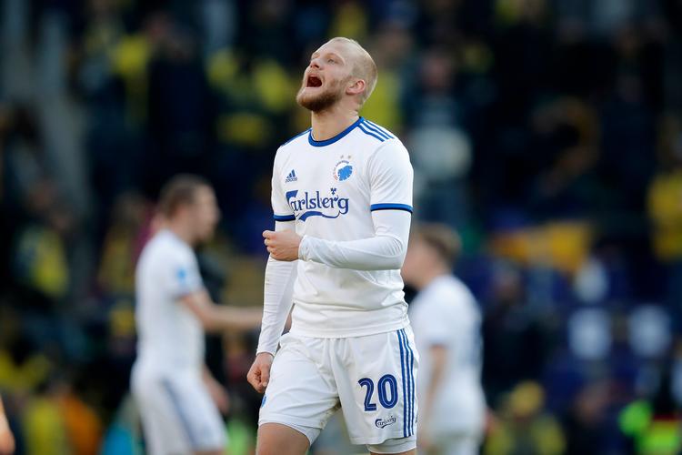 Der kommer nu en lang pause til FCK's Nicolai Boilesen, der dog satser på at komme stærkt tilbage, når knæet er kommet sig.
   Foto: Jens Dresling/POLFOTO
