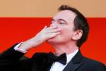 Var dette luftkys på den røde løber i Cannes i maj 2019 Quentin Tarantinos sidste? Hvis hans nye film, 'Once Upon a Time ... in Hollywood', bliver populær, bliver det også hans sidste, siger Tarantino nu.  REUTERS/Jean-Paul Pelissier Foto: Jean-paul Pelissier/Ritzau Scanpix