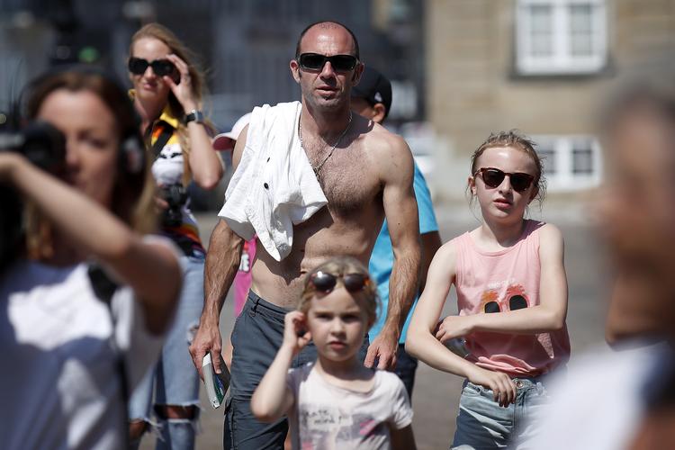 Snart kan det være tid til at finde solbrillerne frem igen. Foto: Jens Dresling/POLFOTO