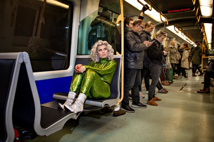 "Sara Bro på DR2 - ser døden i øjenene" var titlen på talkshowets første afsnit, der blev sendt den 24. marts. 
   Foto: Jacob Ehrbahn/POLFOTO