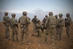 
   Specialstyrker. Selv om Islamisk Stat som sådan er nedkæmpet, så er der fortsat risiko for angreb på vestlige soldater i det nordøstlige Syrien. USA har mistet flere soldater, det værste angreb var en selvmordsbomber, der dræbte fire amerikanere i byen Manbij i området.
 Foto: Spc. Zoe Garbarino/Ritzau Scanpix