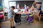 Arkiv. Første skoledag på Guldberg Skole på Nørrebro. Elever i 0.B, hvor Annette Wilson er leder.
 Foto: Jens Dresling/POLFOTO