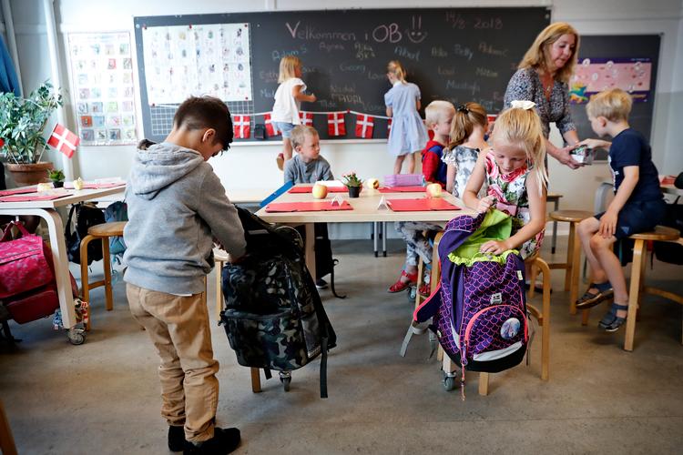 Arkiv. Første skoledag på Guldberg Skole på Nørrebro. Elever i 0.B, hvor Annette Wilson er leder.
 Foto: Jens Dresling/POLFOTO