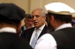 Zalmay Khalilzad - amerikansk chefforhandler med Taleban - overværede, men deltog ikke, i et tvær-afghansk konference i Qatar. Hans egne forhandlinger med Taleban vækker håb om en fredsaftale. 

   Foto: Karim Jaafar/Ritzau Scanpix