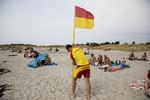 Der er generelt noget mere stille på udendørskontoret hos livredderne langs de danske kyster, når man sammenligner med sidste års kanon sommer.  Foto: Finn Frandsen/POLFOTO