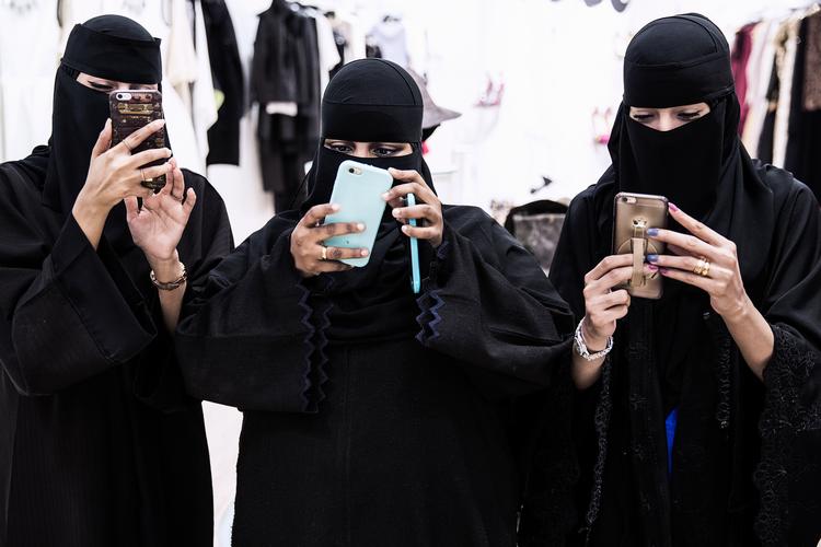 Arkivfoto. Saudi Arabien.

Ifølge Bethany Vierras kusine viste manden sig at have et stramt temperament. Han råbte og bandede oven i købet foran datteren.
 Foto: Niels Hougaard/POLFOTO