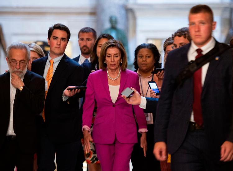 Under en giftig debat om Donald Trumps tweet mod fire nye kvindelige kongresmedlemmer blev demokraten Nancy Pelosi tirsdag irettesat i Repræsentanternes Hus. Foto Andrew Caballero-Reynolds , AFP Foto: Andrew Caballero-reynolds/Ritzau Scanpix