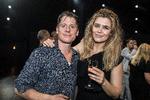 Sofie Lassen-Kahlke sammen med Robert Hansen efter premieren på 'Kærlighed ved første hik' som musical i 2018. De to spiller også sammen i de populære filmudgaver af Dennis Jürgensens roman. Foto: Mogens Flindt