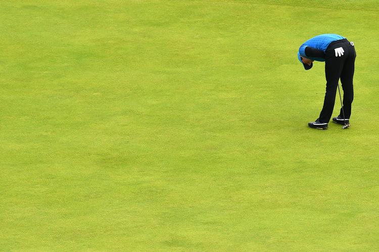 Allerede på første hul smed Rory McIlroy nærmest sin sejrschance væk.
   Foto: Glyn Kirk/Ritzau Scanpix