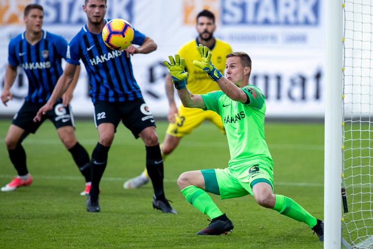 Det var ikke mange gange Brøndby truede den finske målmand, Henrik Moisander.
   Foto: Roni Lehti/Ritzau Scanpix