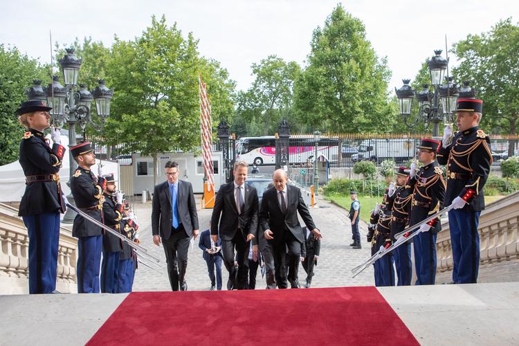 Udenrigsminister Jeppe Kofod (S) og hans franske kollega Jean-Yves Le Drian var på bølgelængde i går i Paris. Danmark støtter nu fransk forslag om skat på tech-giganter, vi hjælper Frankrig i Mali og står sammen med terrorisme. Foto:
 Foto: Jonathan Sarago