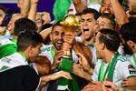 Stjernen Riyad Mahrez kunne feste med holdkammeraterne efter Algeriets sejr. Foto: Giuseppe Cacace/Ritzau Scanpix