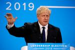 Bookmakernes favorit til at blive Storbritanniens næste premierminister, Boris Johnson, flytter med stor sandsynlighed ind i Downing Street 10 efter tirsdagens afstemning. Men det bliver med et splittet parti i ryggen.  Foto: Tolga Akmen/Ritzau Scanpix