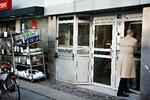 
  Tilid og kontrol.  Fra anonyme kontorer oven på Superbrugsen i Borgergade 28 i det indre København styres TETs kontrol med Politiets Efterretningstjeneste, Forsvarets Efterretningstjeneste og Center for Cybersikkerhed. 
   Foto: Lars Krabbe/POLFOTO