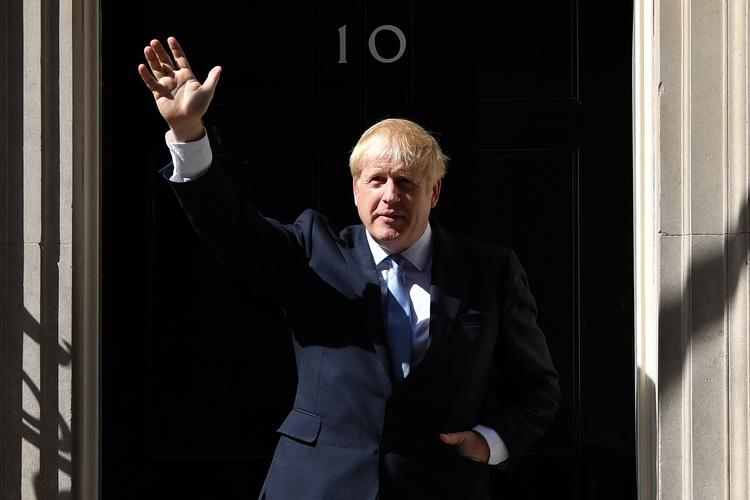 Storbritanniens nye premierminister Boris Johnson uden for Downing Street nr 10. 
 Foto: Ben Stansall/Ritzau Scanpix
