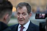 
   Alastair Campbell, der er tidligere toprådgiver i det britiske parti Labour, skriver i et åbent brev til lederen Jeremy Corbyn, at han træder ud af partiet, fordi der mangler en kultur, en strategi og den rette leder til at kunne vinde over premierminister Boris Johnsons konservative. (Photo by Daniel LEAL-OLIVAS / AFP)
   Foto: Daniel Leal-olivas/Ritzau Scanpix