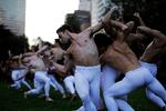 Ballet er gennemseksualiseret og måske den allersidste bastion, hvor det er okay at hylde den perfekt formede krop. Her er det dansere fra Boston Ballet. Foto: Brian Snyder/Ritzau Scanpix