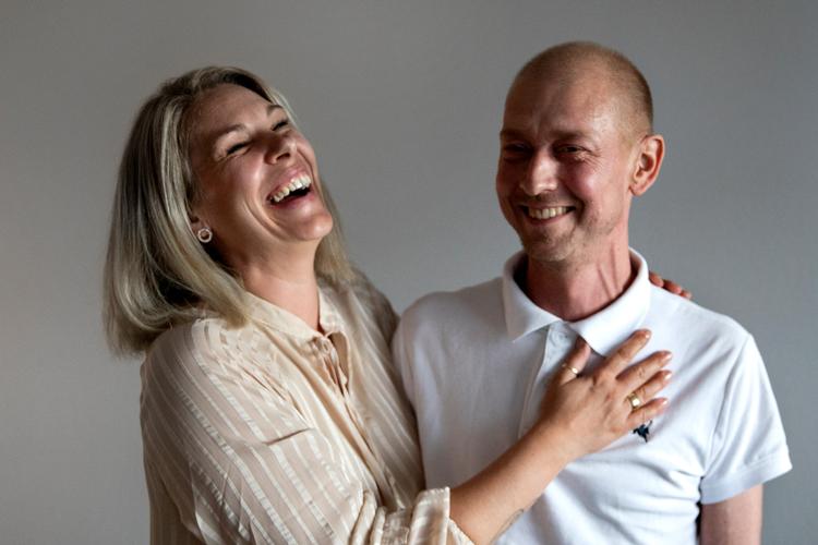 
Søren Tasholm har kræft. Sygdommen har ændret hans og Charlotte Thorups forståelse af, hvilke betingelser deres kærlighed skal have. Foto: Finn Frandsen/POLFOTO