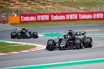 Team Haas-bossen Günther Steiner er ikke sikker på, at Kevin Magnussen (forrest) og Romain Grosjean kan finde ud, hvad de skal gøre, hvis de nærmer sig hinanden på banen under et grandprix.
   Foto: Jan Sommer
