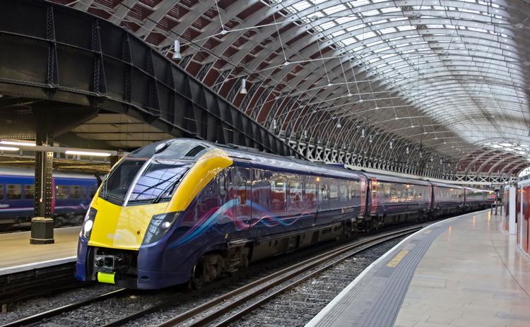 Rejsende, der drømmer om at rejse med tog i Storbritannien (her stationen London Paddington, hvor et Great Western Railway-tog holder)næste år kommer ikke til at gøre det med en interrail-billet. For det er slut fra 2020.   Foto: Jeremy Segrott/Flickr Creative Commons