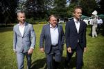 Jakob Ellemann-Jensen, Lars Løkke Rasmussen og Kristian Jensen på vej til det med spænding imødesete pressemøde. Foto: Jens Dresling/POLFOTO