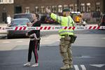 Borgerne på Nørrebro er vågnet op til blå blink og afspærringer efter en eksplosion ved nærpolitistationen i Hermodsgade. Ingen er kommet til skade.
     Foto: Martin Lehmann/POLFOTO