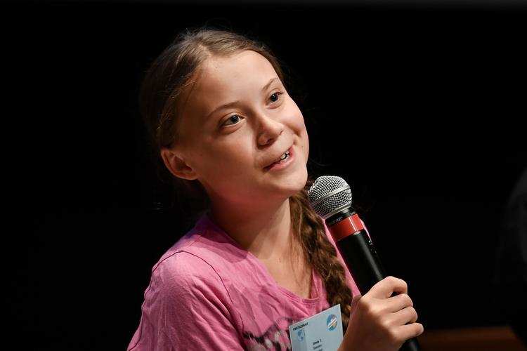 Greta Thunberg læser op af en tale på en ny sang af bandet The 1975, der er den første sang på bandets kommende album Foto: Fabrice Coffrini/Ritzau Scanpix