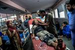 14-årige Afshana Farooq er på hospitalet efter en brutal oplevelse ved en demonstration i Srinagar i sidste uge, da politiet åbnede ild mod demonstranter.  Foto: Atul Loke/Ritzau Scanpix