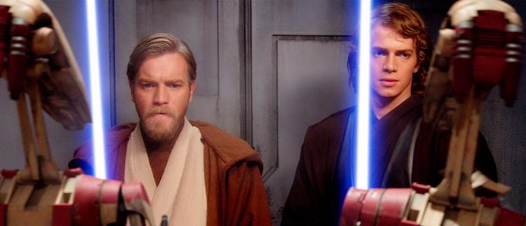 Ewan McGregor som Obi-Wan Kenobi til venstre med 
 Hayden Christensen som Anakin Skywalker til højre i filmen 'Star Wars: Episode III Revenge of the Sith'. Foto: Ap/Ritzau Scanpix