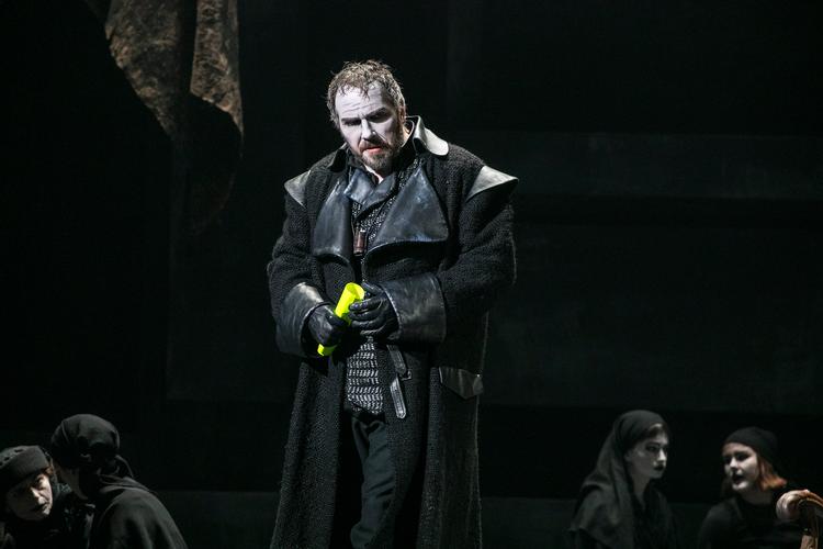 Filippo Bettoschi i titelrollen som Michael Kohlhass i Paul August von Klenaus opera. Foto: Anders Bach/Den Jyske Opera