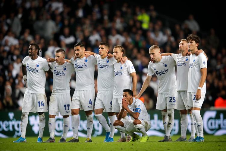Hjemmekamp nummer 99 endte 1-1, men Røde Stjerne vandt straffesparkskonkurrencen, så FC København nu skal spille om en plads i Europa League-gruppespillet.
   Foto: Jens Dresling/POLFOTO